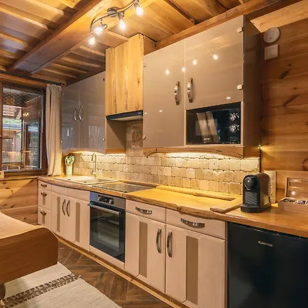 Nyaraló Gerecse Glamping Tardos
